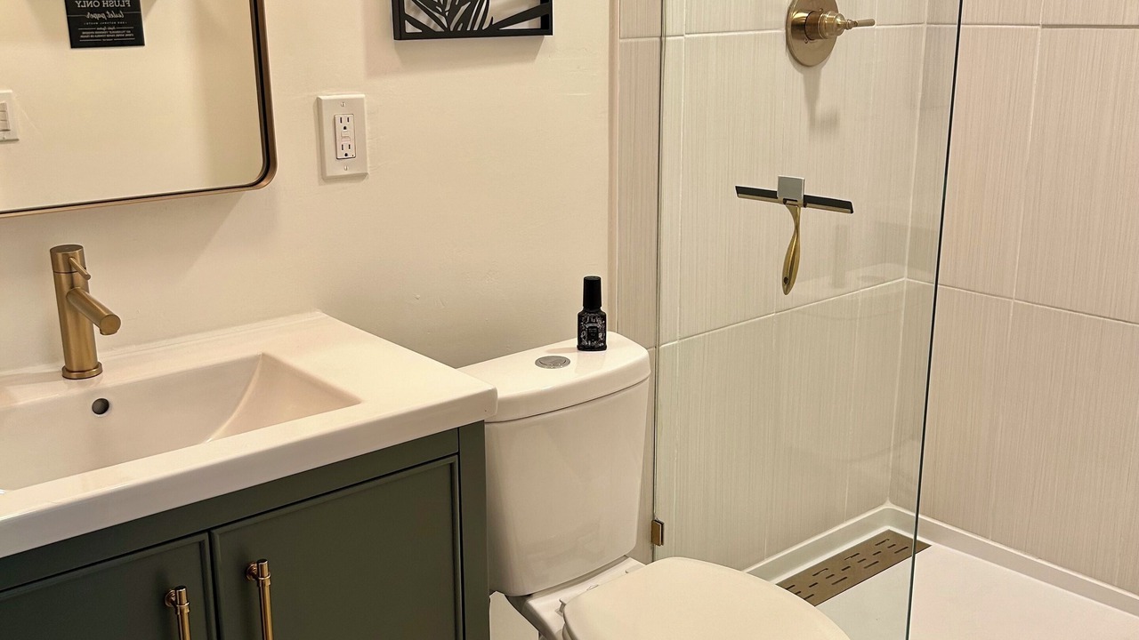 Photo of Bathroom in Dunlap