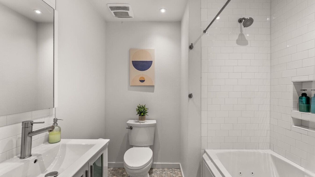 Photo of Bathroom in Arvada