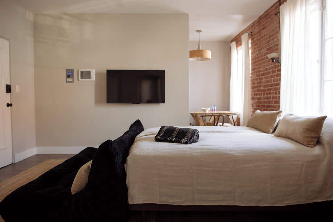 Photo of Bedroom in East Hollywood