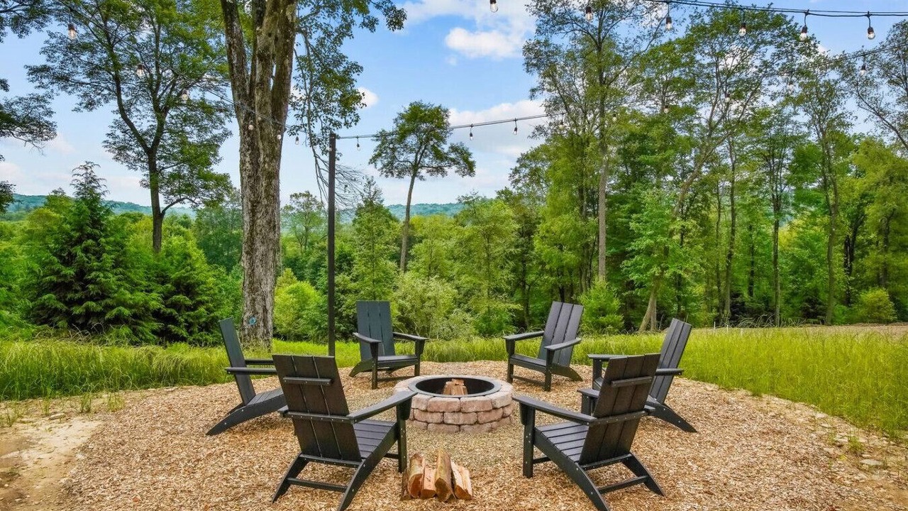 Photo of Outdoor in Shippenville