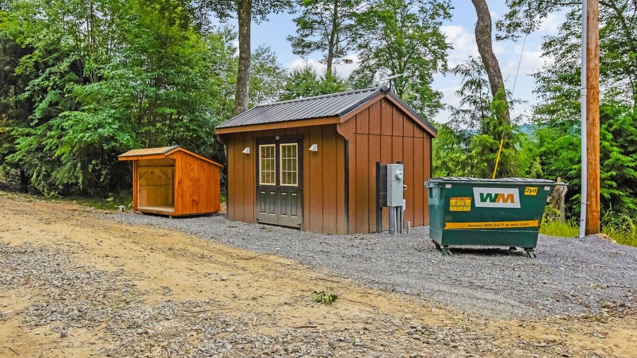 Photo of Outdoor in Shippenville