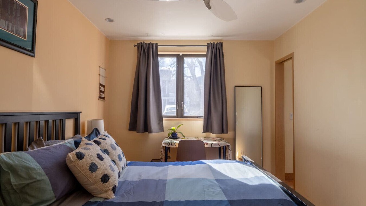 Photo of Bedroom in Rural North Boulder