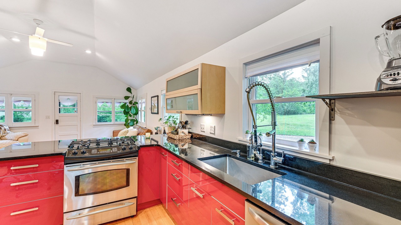 Photo of Kitchen in Cassopolis