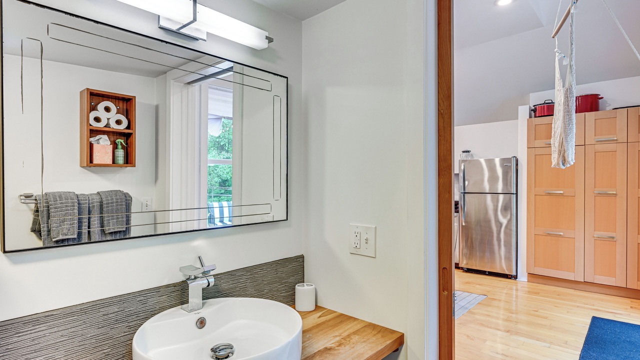 Photo of Bathroom in Cassopolis