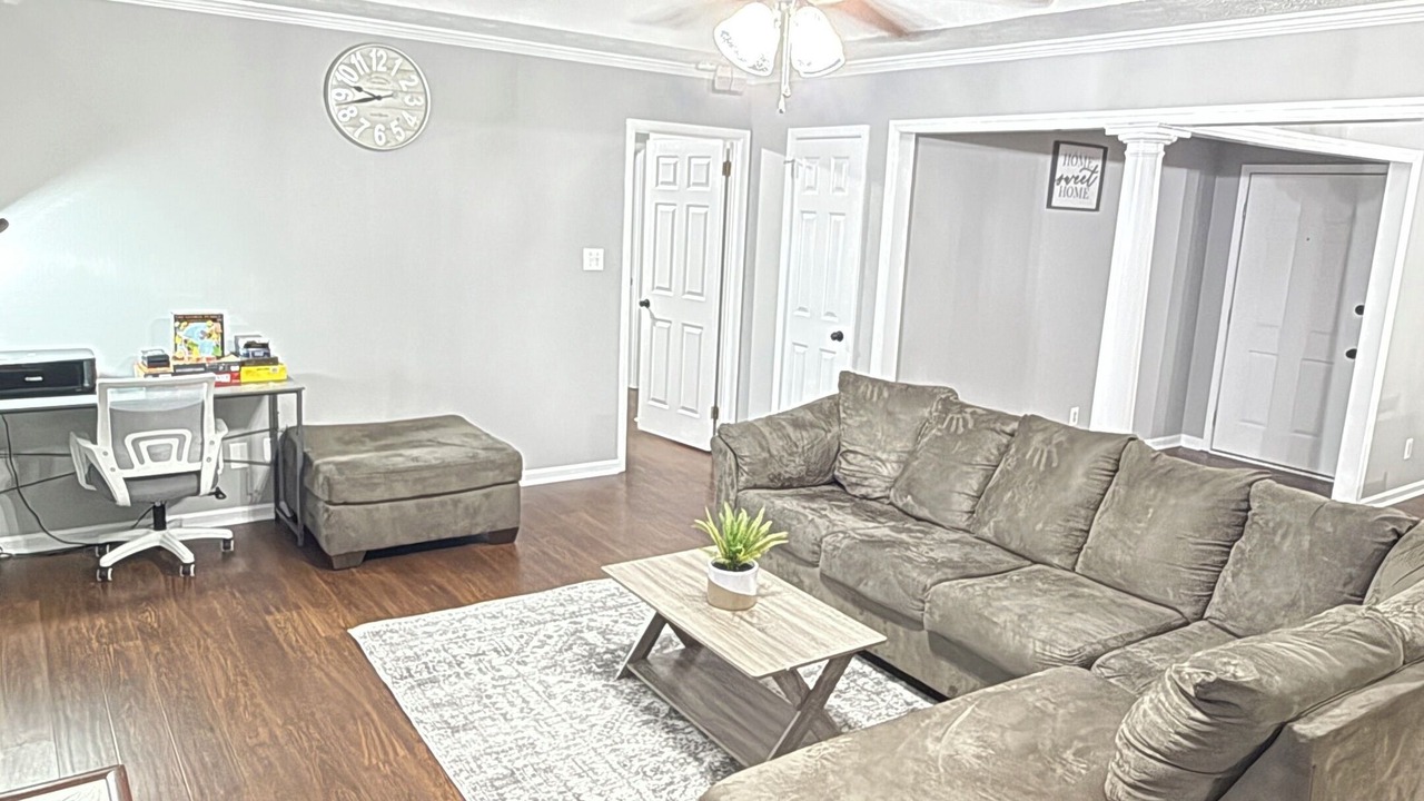 Photo of Livingroom in Prattville