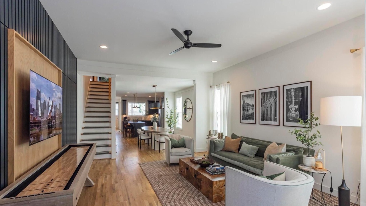 Photo of Livingroom in Eighth Avenue