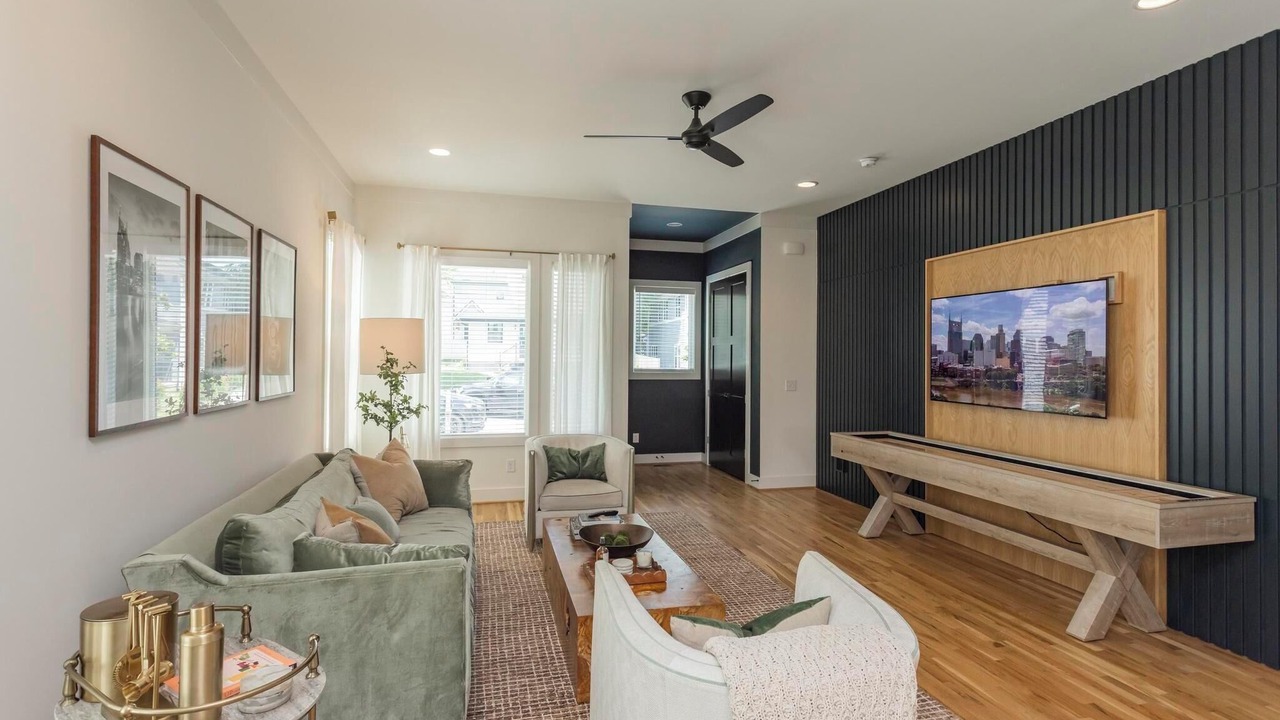 Photo of Livingroom in Eighth Avenue