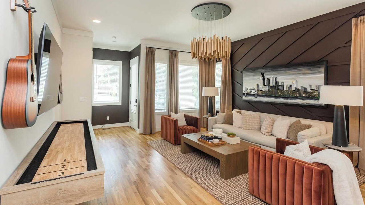 Photo of Livingroom in Eighth Avenue