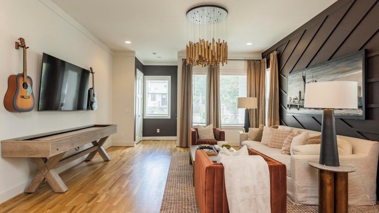 Photo of Livingroom in Eighth Avenue