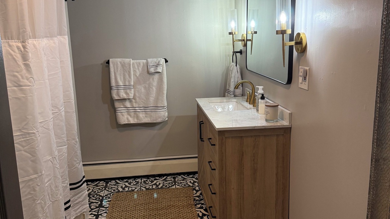 Photo of Bathroom in Wanskuck
