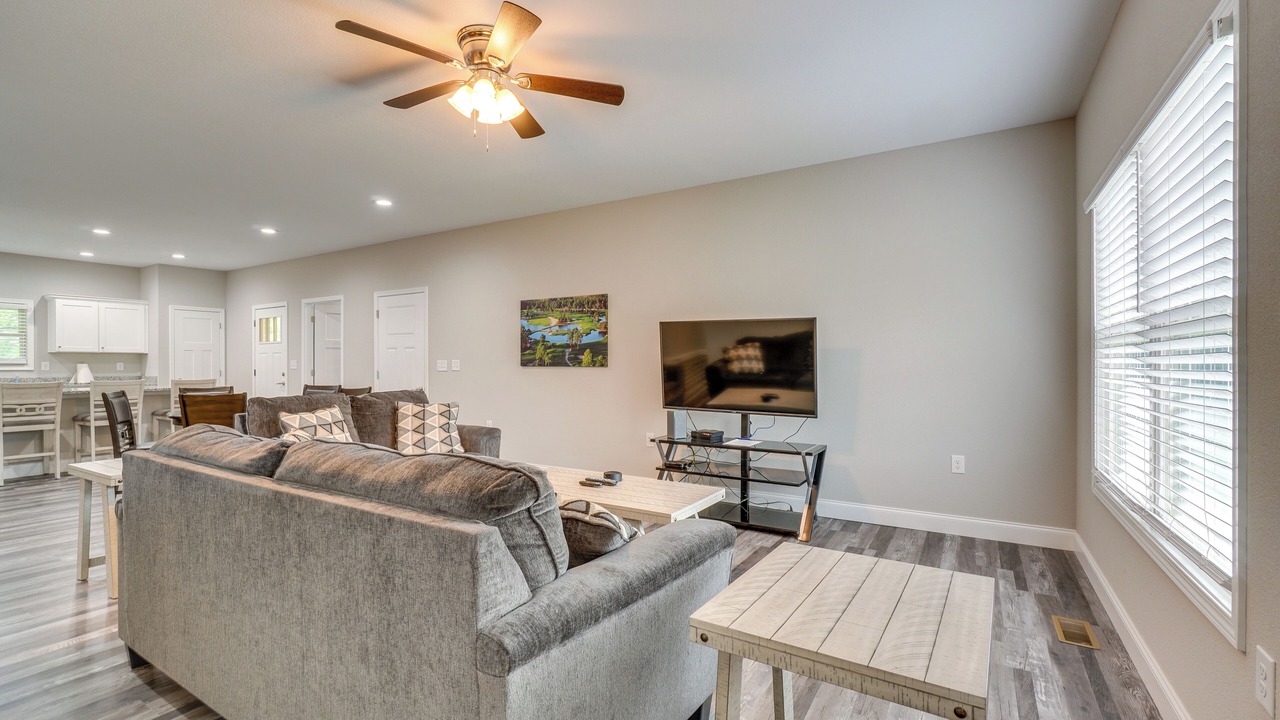 Photo of Livingroom in Crossville