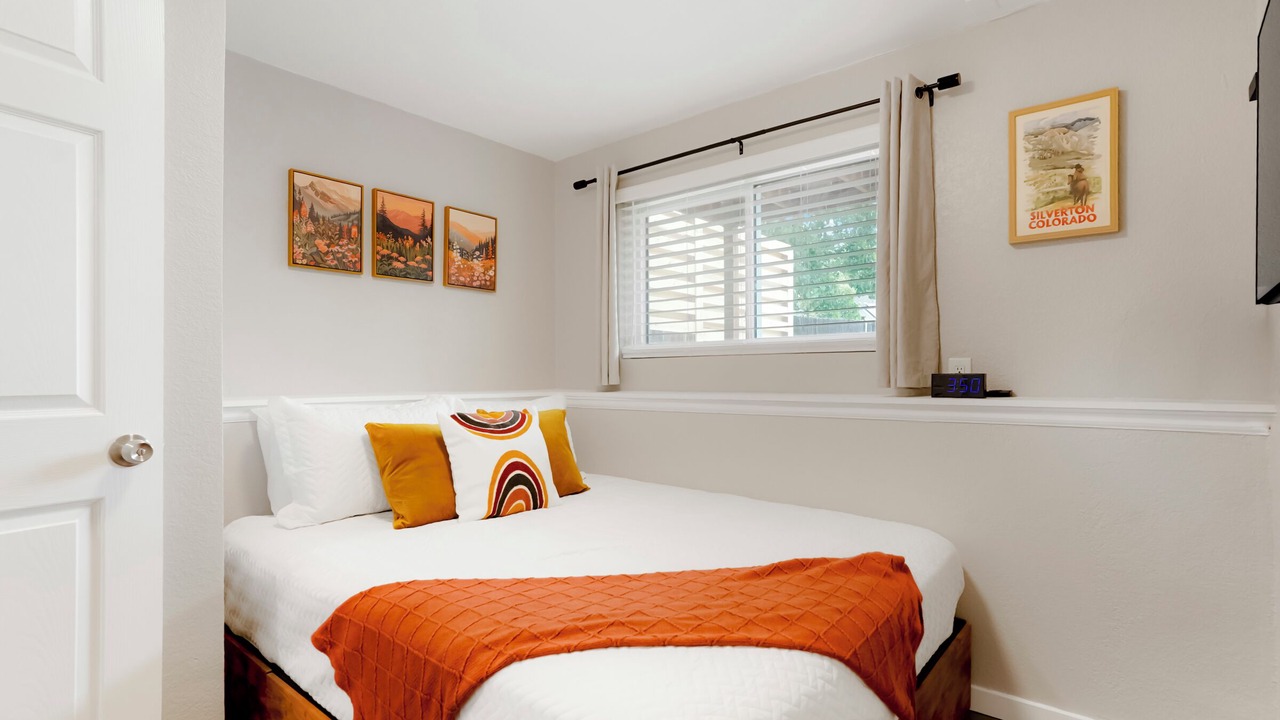 Photo of Bedroom in North Central Westminster