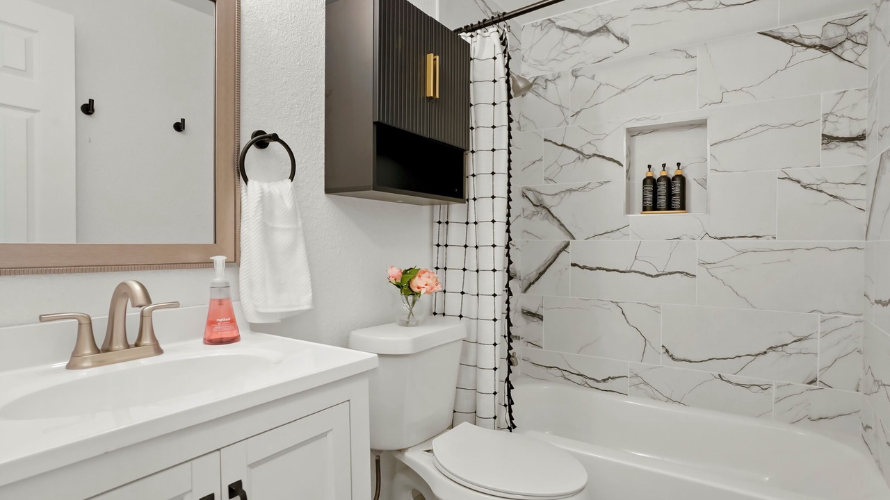 Photo of Bathroom in North Central Westminster