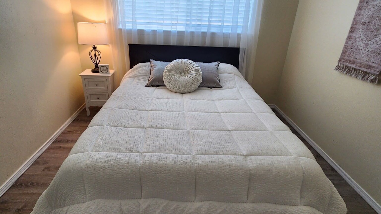 Photo of Bedroom in Bosque Farms