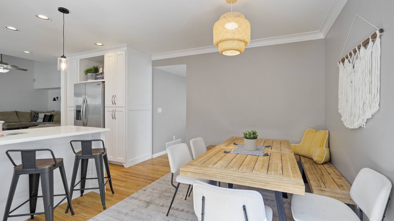 Photo of Livingroom in Skyway