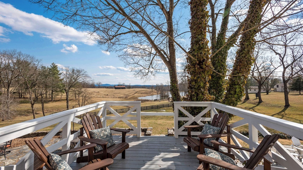 Photo of Patio Balcony in Middleburg