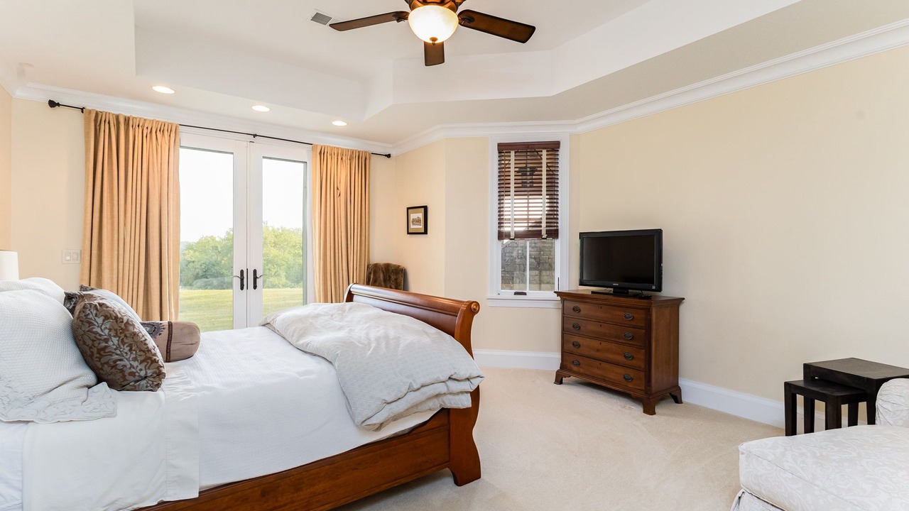 Photo of Bedroom in Niles