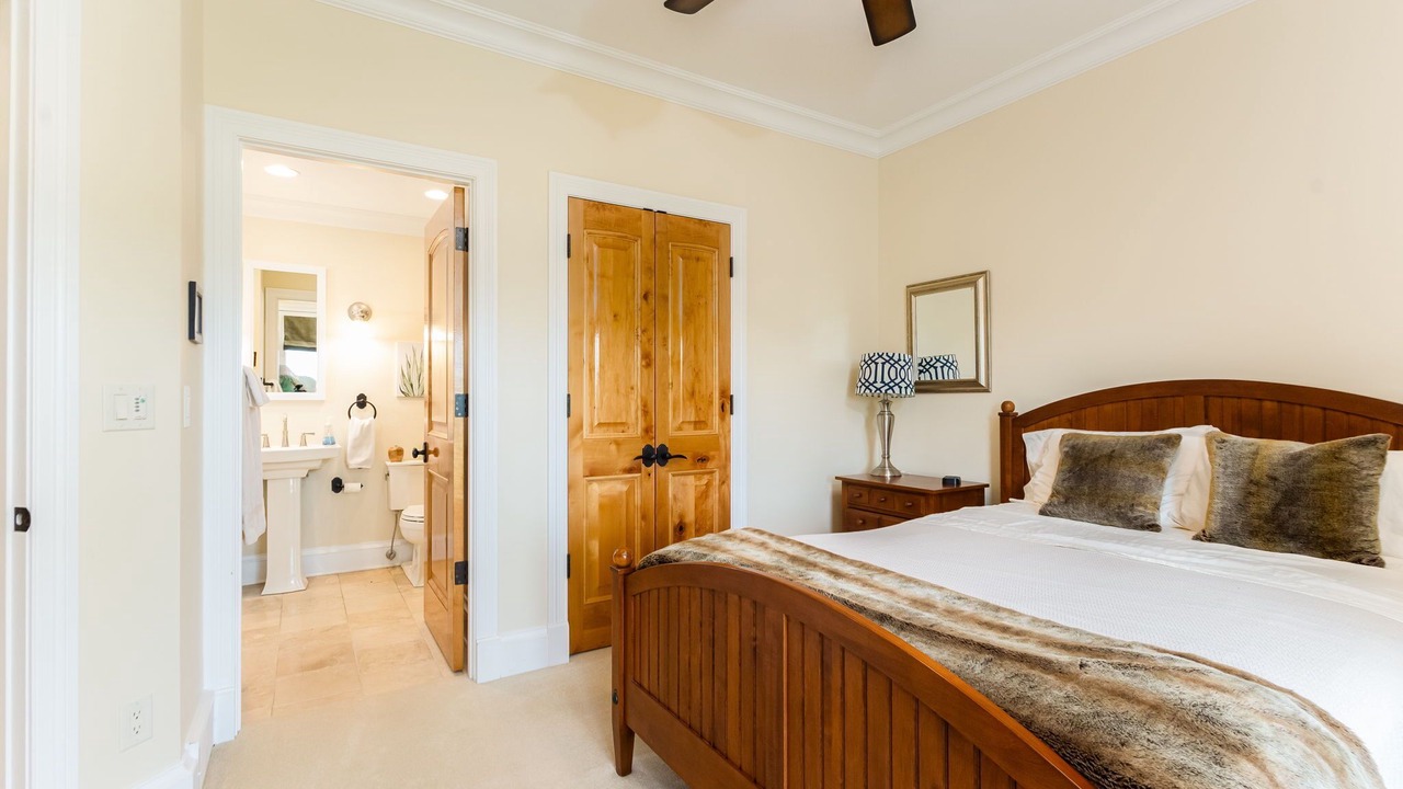 Photo of Bedroom in Niles