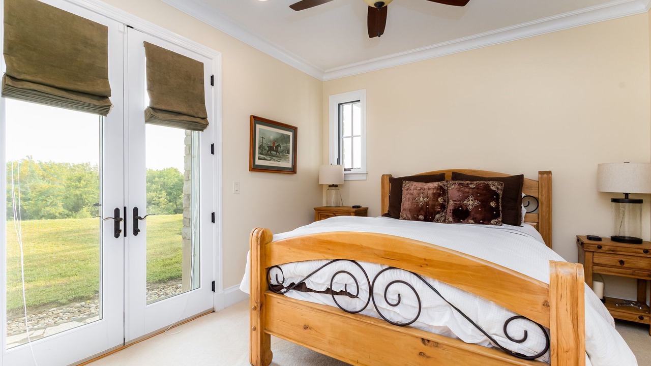Photo of Bedroom in Niles