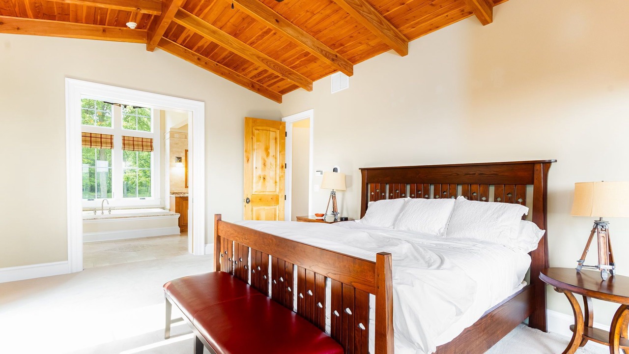 Photo of Bedroom in Niles