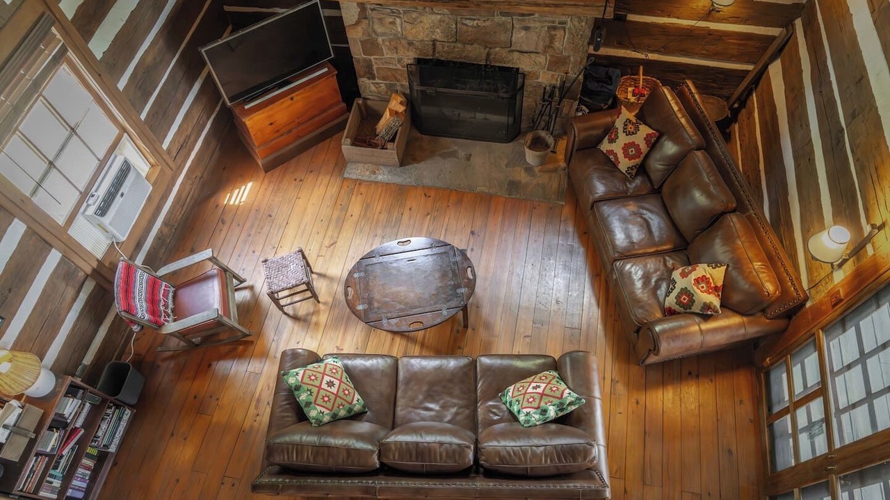 Photo of Livingroom in Beersheba Springs