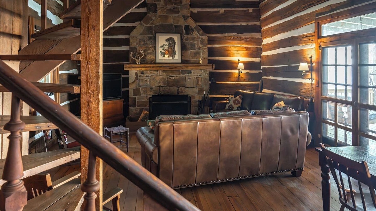 Photo of Livingroom in Beersheba Springs