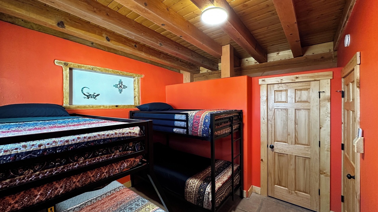 Photo of Bedroom in North Valley