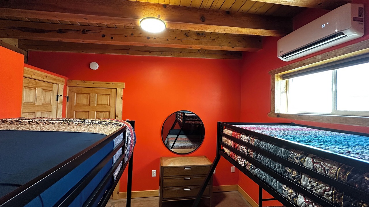 Photo of Bedroom in North Valley