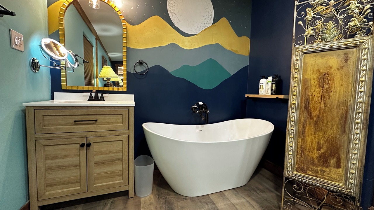 Photo of Bathroom in North Valley