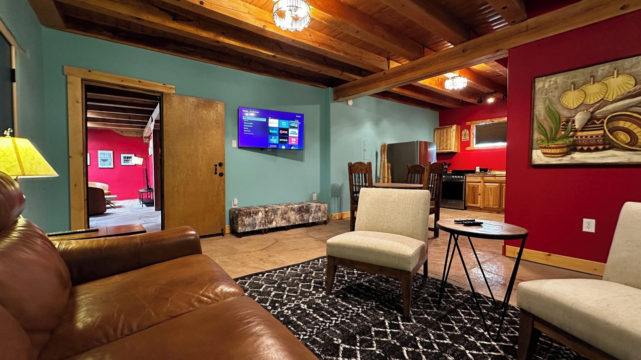 Photo of Livingroom in North Valley