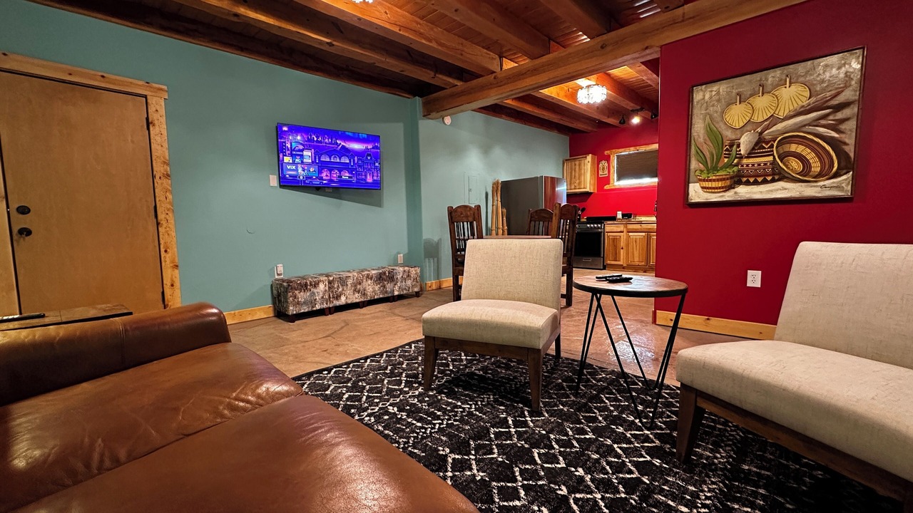 Photo of Livingroom in North Valley