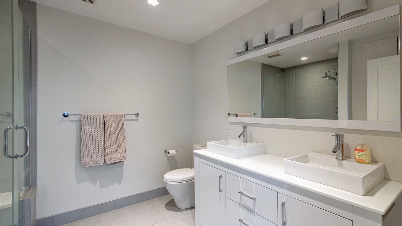 Photo of Bathroom in Melody Heights