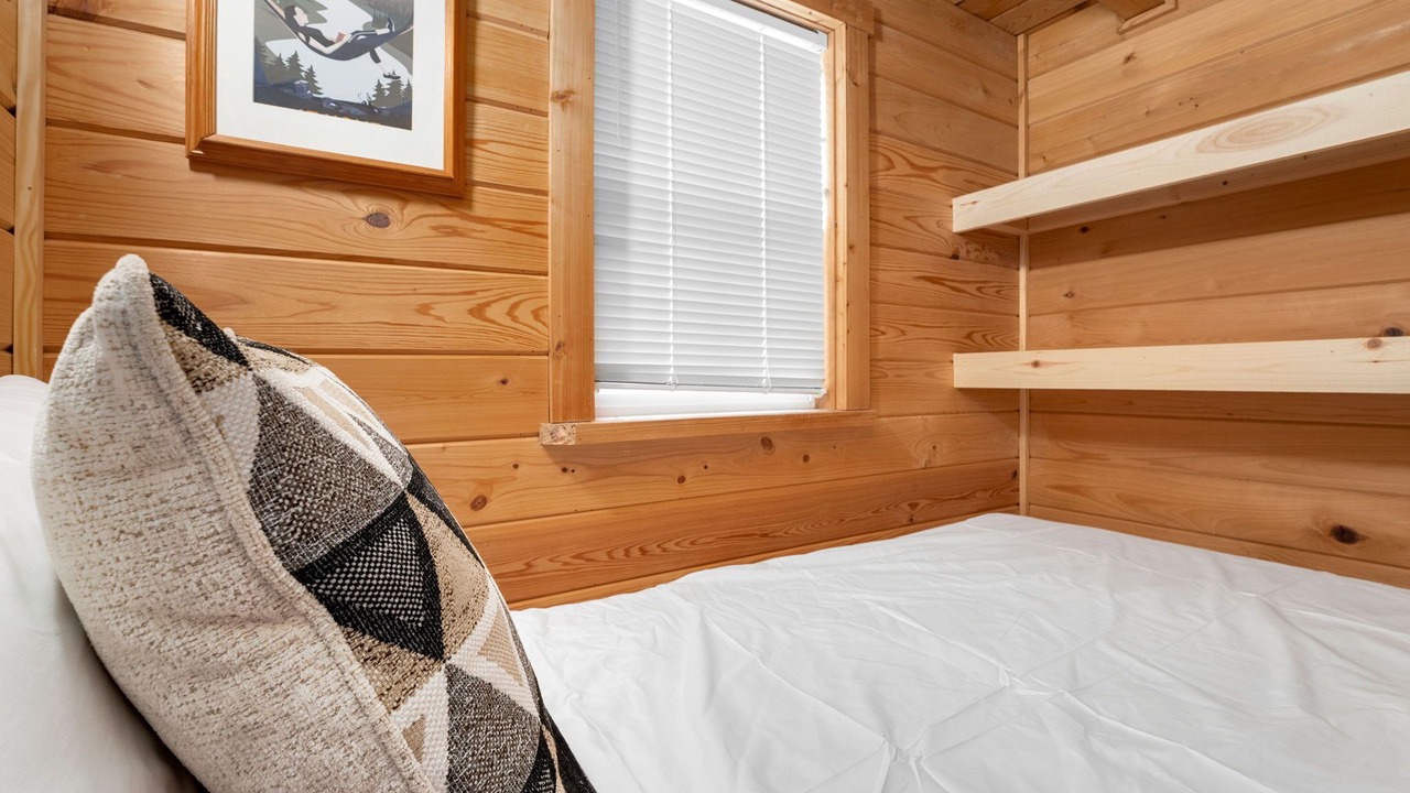 Photo of Bedroom in Poudre Park