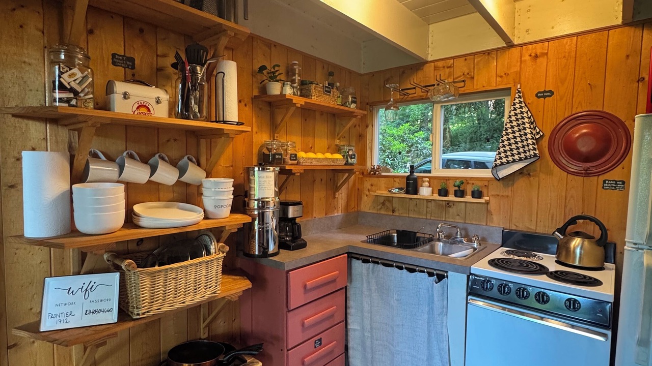 Photo of Kitchen in Gold Bar