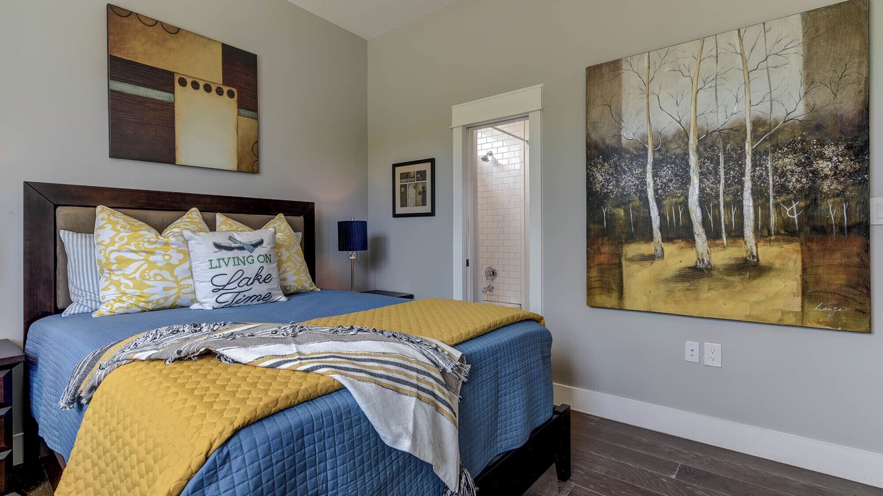 Photo of Bedroom in Clear Lake Shores