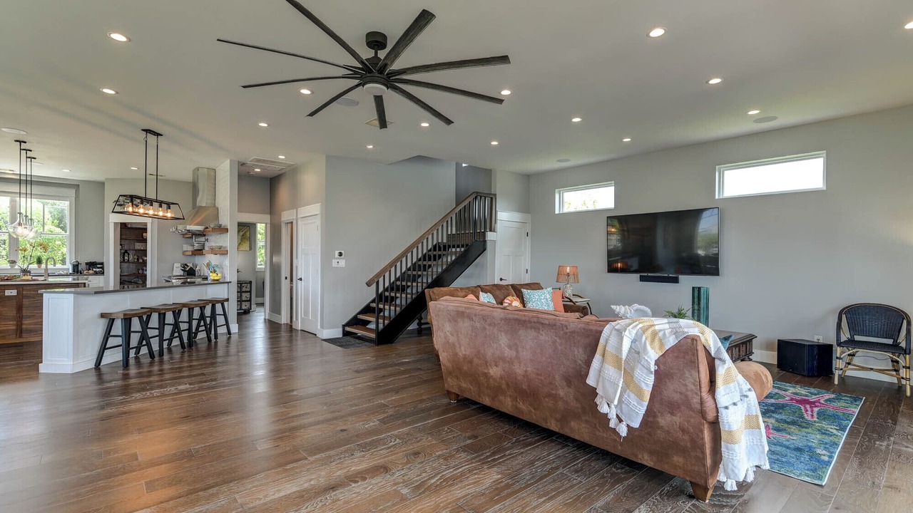 Photo of Livingroom in Clear Lake Shores