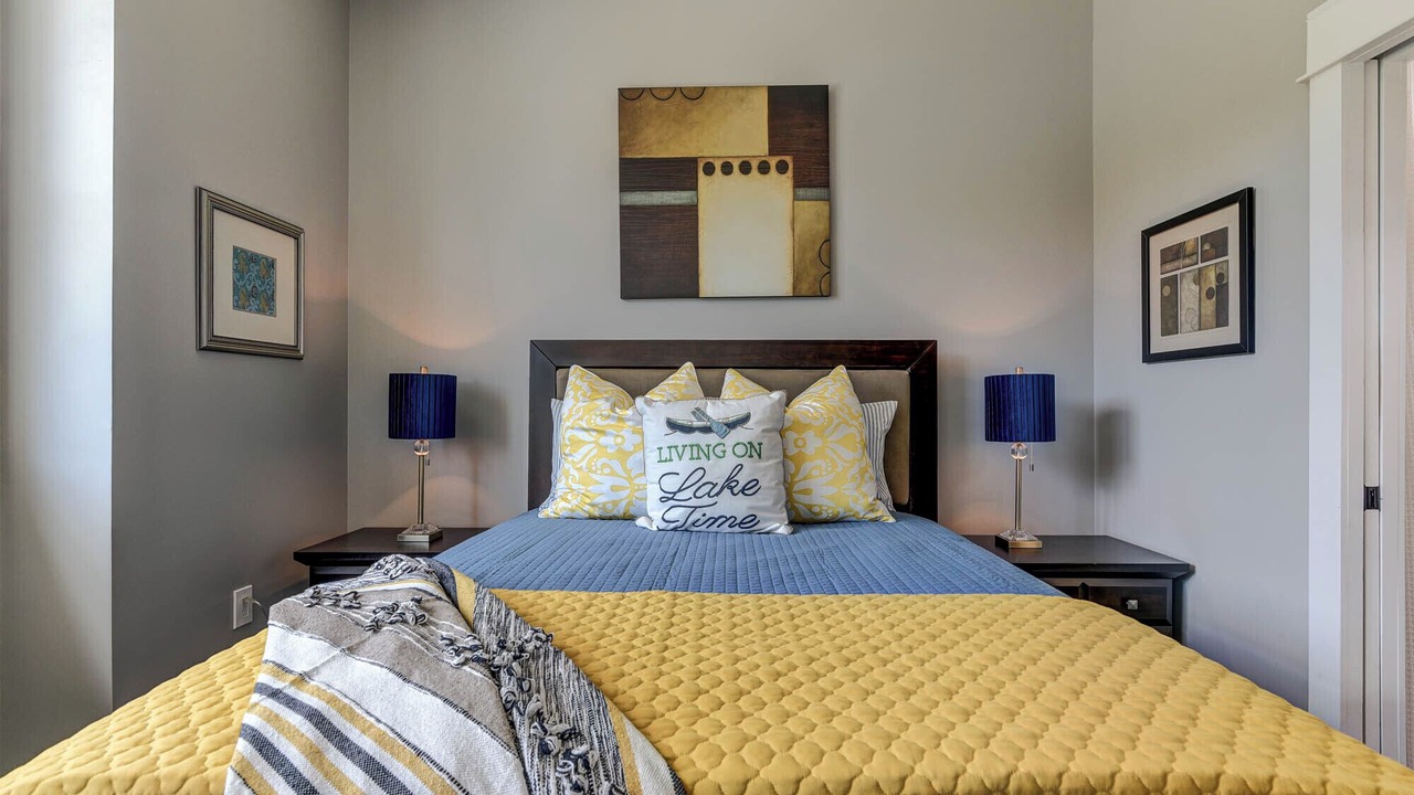 Photo of Bedroom in Clear Lake Shores