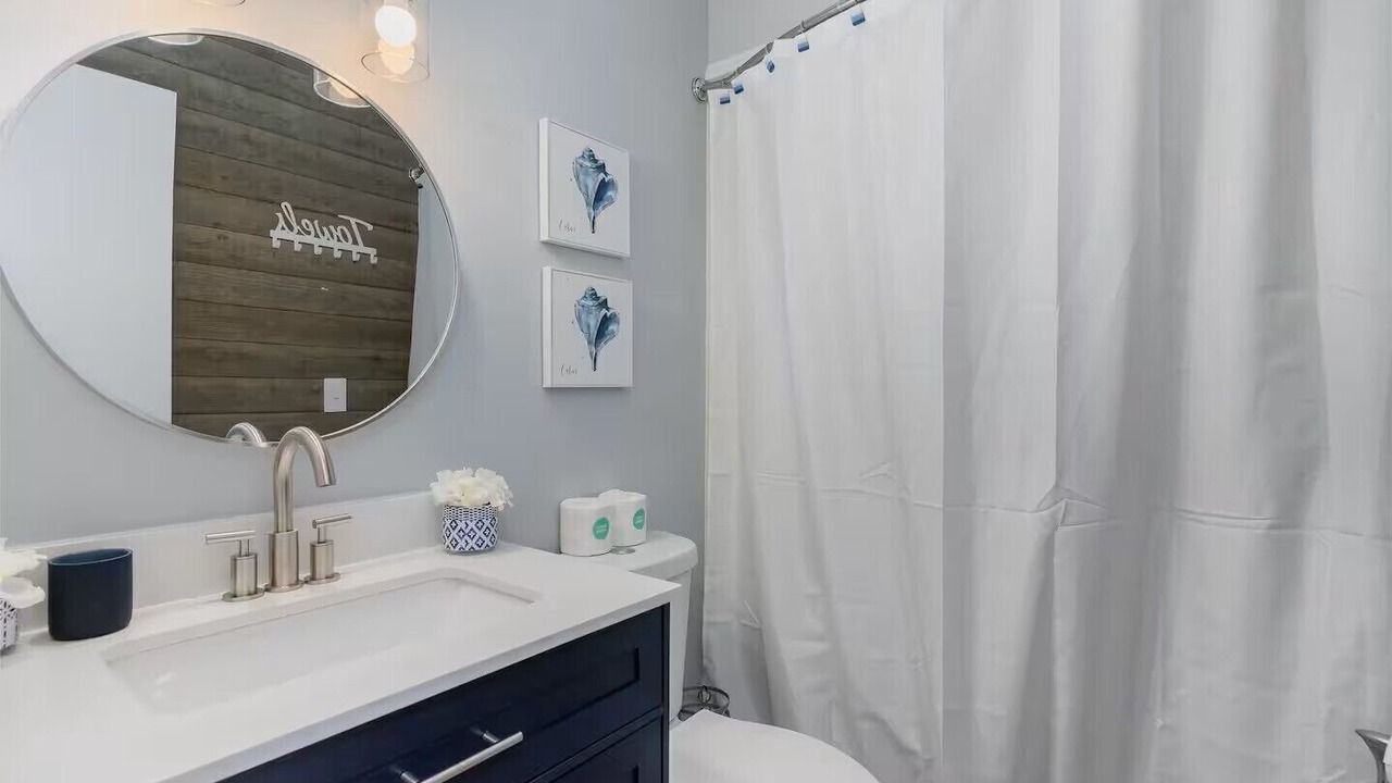 Photo of Bathroom in Windy Hill