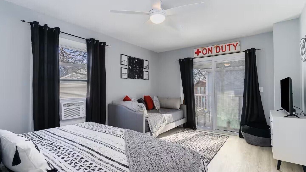 Photo of Bedroom in Windy Hill