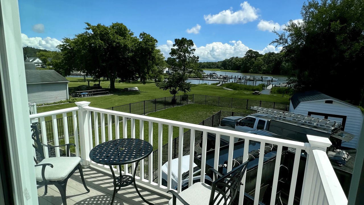 Photo of Outdoor in Secretary