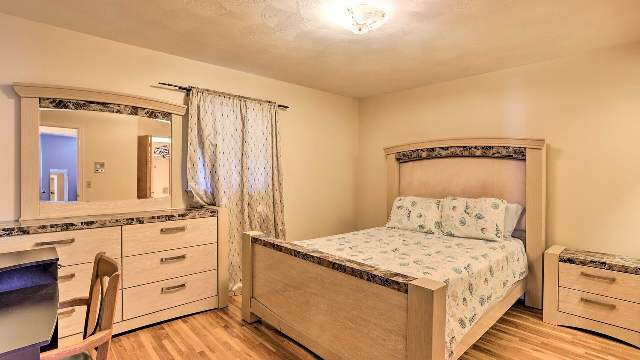 Photo of Bedroom in Toledo