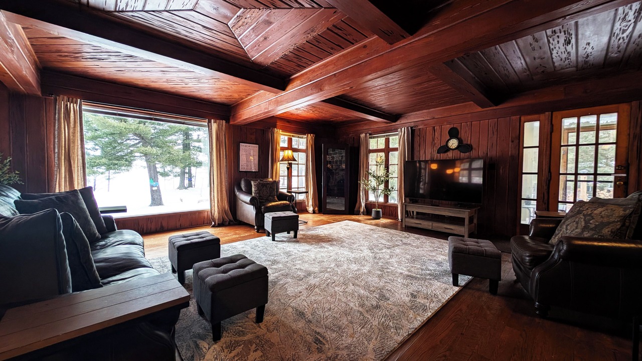 Photo of Livingroom in Phelps