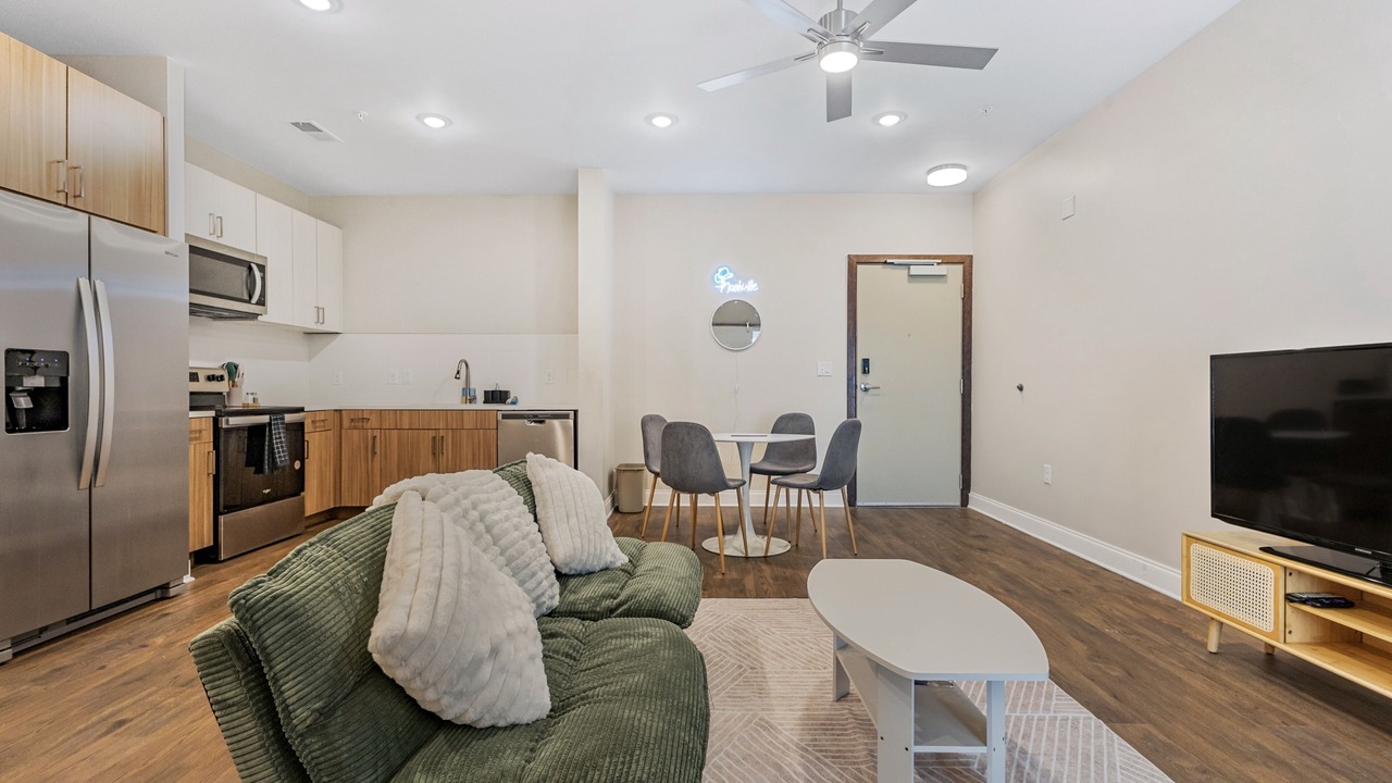 Photo of Livingroom in Eighth Avenue