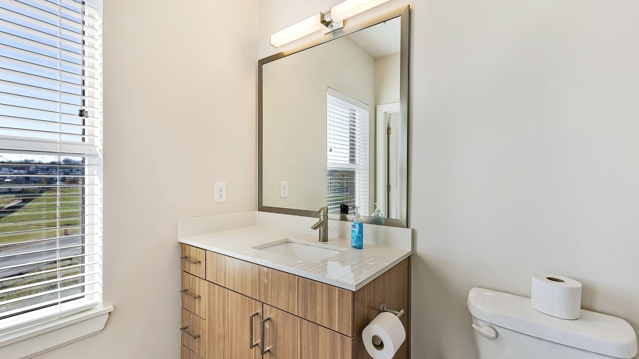 Photo of Bathroom in Eighth Avenue