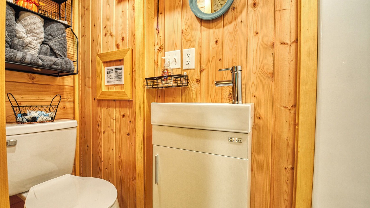 Photo of Bathroom in Newport