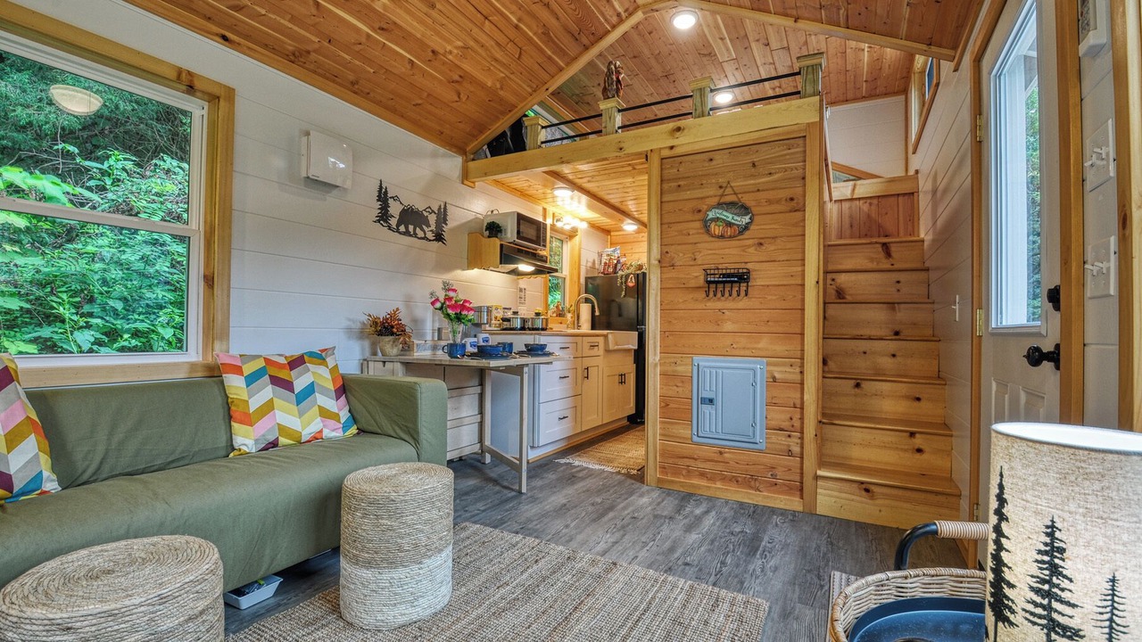 Photo of Livingroom in Newport