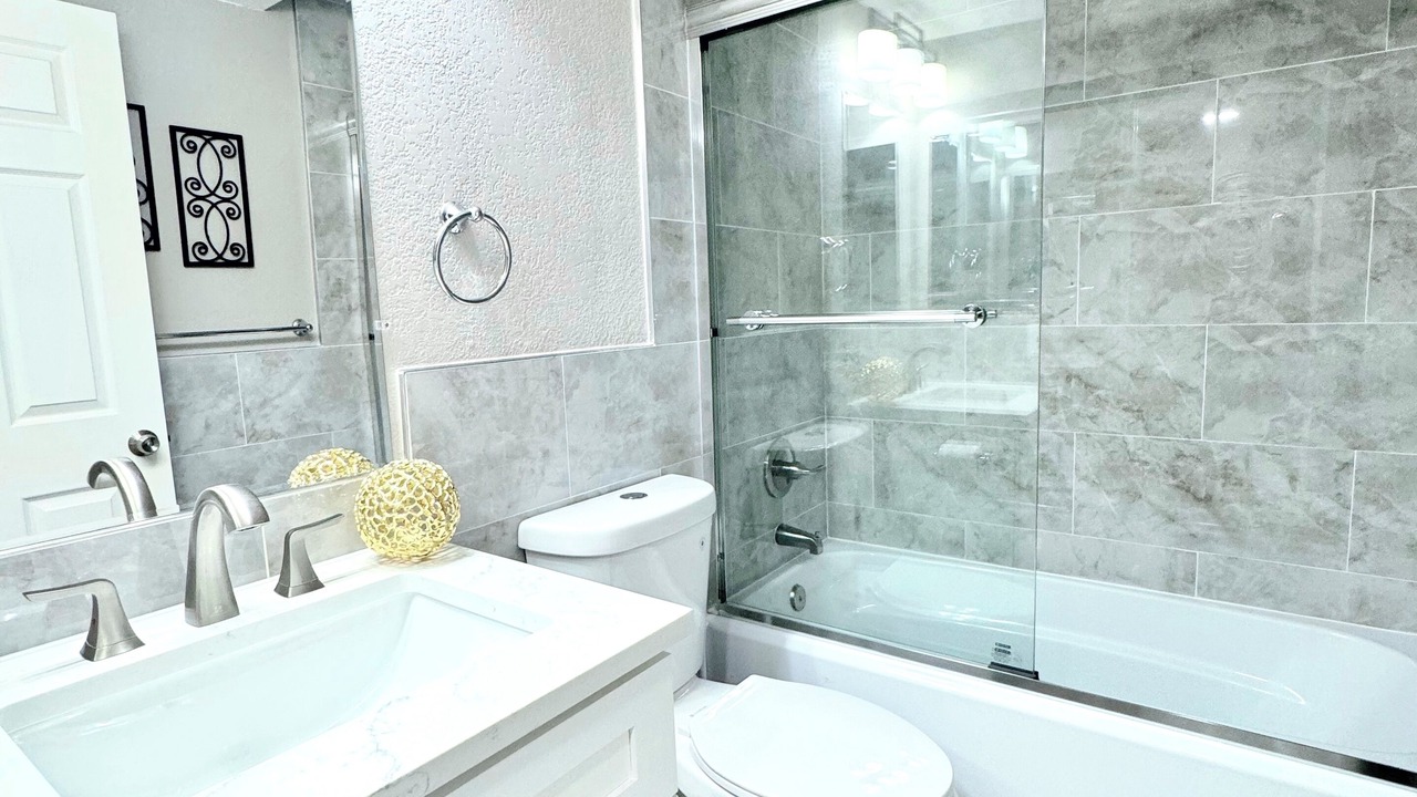 Photo of Bathroom in Dupont