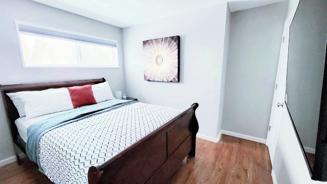 Photo of Bedroom in Dupont