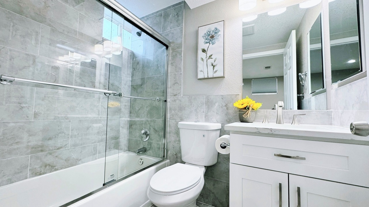 Photo of Bathroom in Dupont