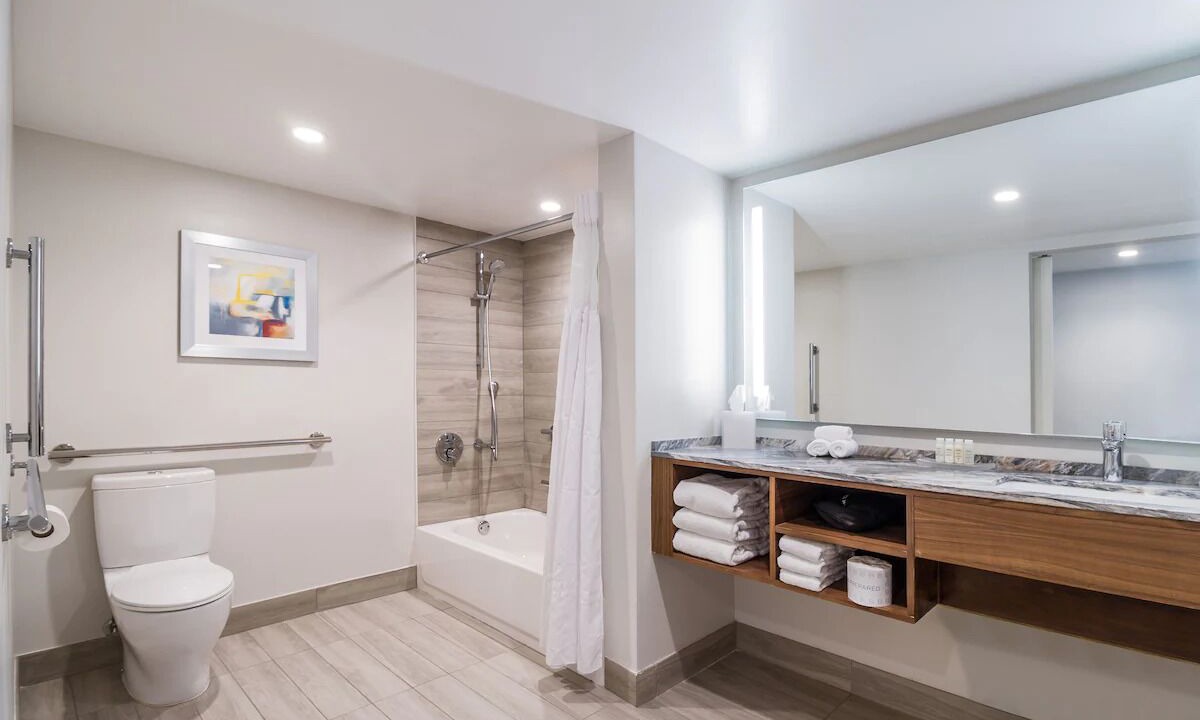 Photo of Bathroom in Central Beach